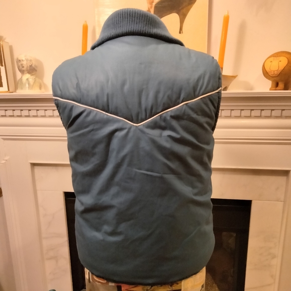 70's Vintage embroidered reversible puffer vest - Picture 3 of 6